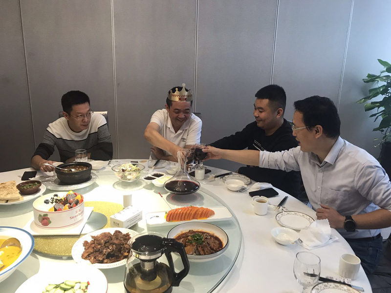 偷自视频区丁月五香天最