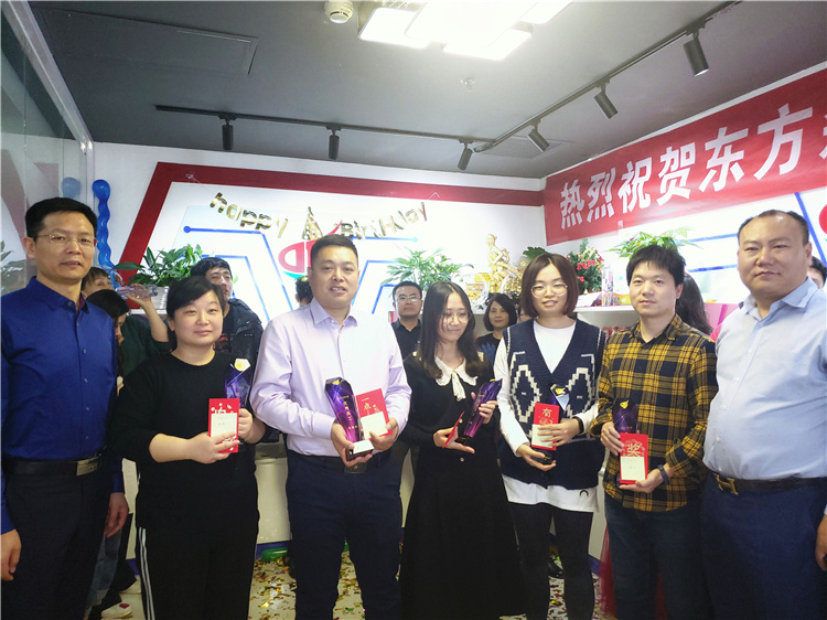 偷自视频区丁月五香天最